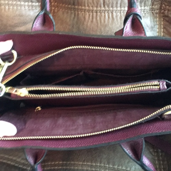 Maroon leather purse with matching billfold - Picture 3 of 8